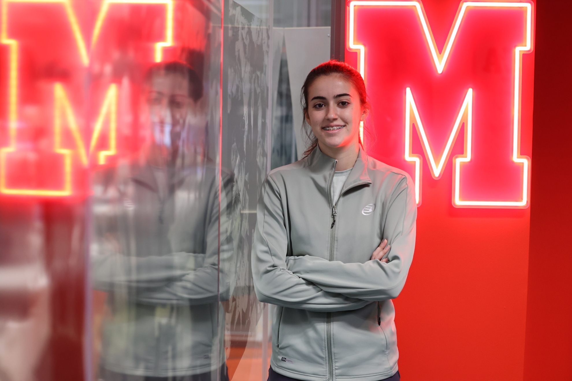 依然充满光 依然充满光